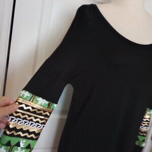 Lightweight Black Knit Tunic Top with Tribal Sequin Sleeves sz M